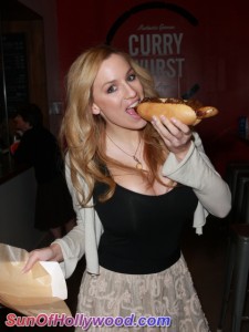 jordancarver_valentines_currywurst_sunofhollywood_20 jordancarver_valentines_currywurst_sunofhollywood_20