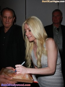 crystalharris_crazyhorse3_parents_vegas_sunofhollywood_26