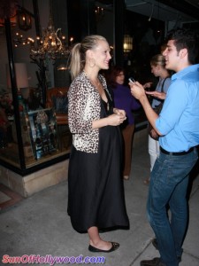 mollysims_pregnant_rummage_sunofhollywood_04 mollysims_pregnant_rummage_sunofhollywood_04
